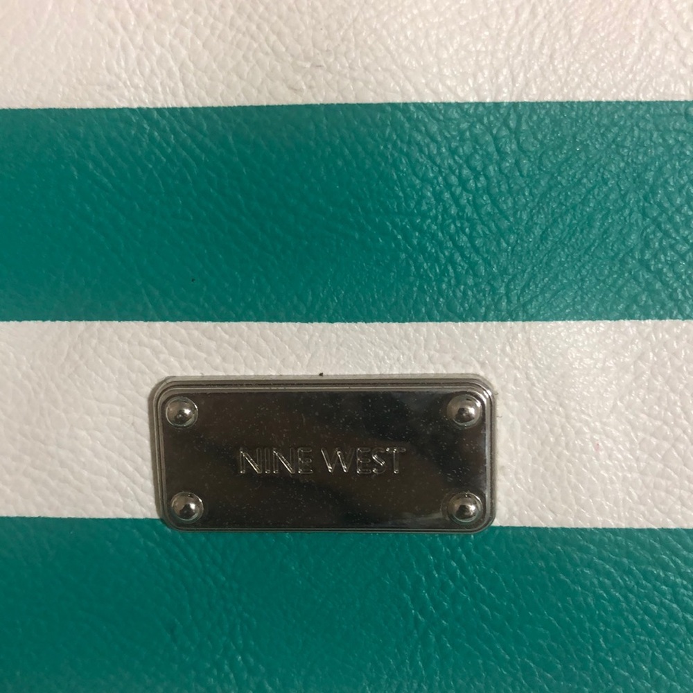 Purse - Picture 3 of 6